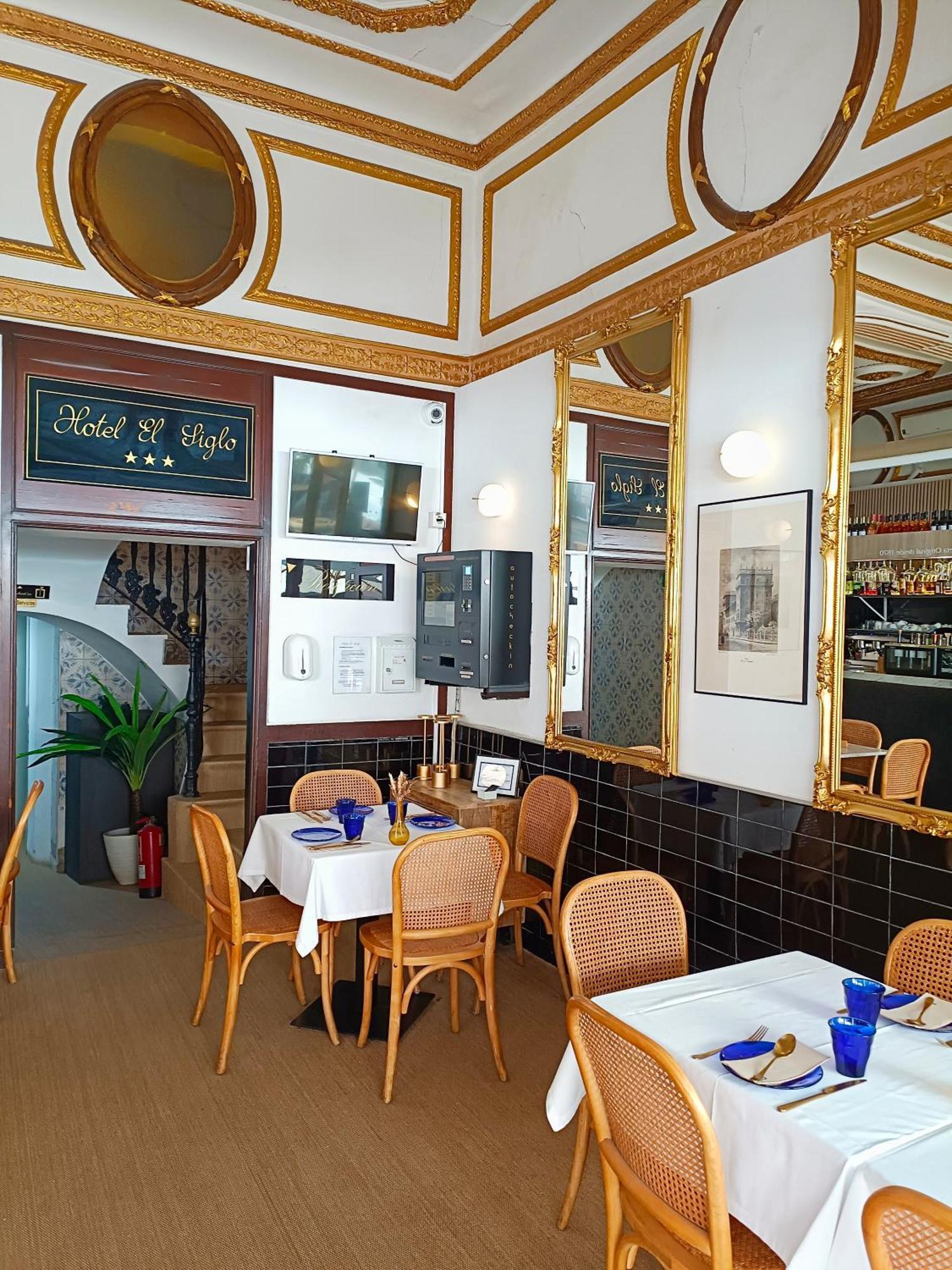 Hotel El Siglo Валенсия Екстериор снимка